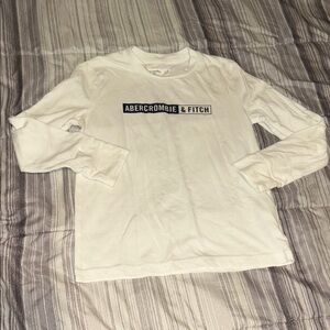Abercrombie & kids Fitch Cream Long Sleeve Tee size 7/8